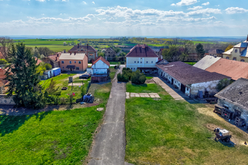 Prodej zemědělského objektu 200 m², Nebužely