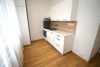 Kuchyně - Pronájem bytu 3+1 v osobním vlastnictví 67 m², Písek 