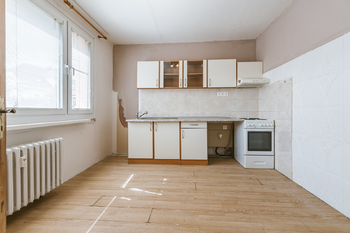 KUCHYNĚ + JÍDELNA - Prodej bytu 1+1 v družstevním vlastnictví 36 m², Bystřany