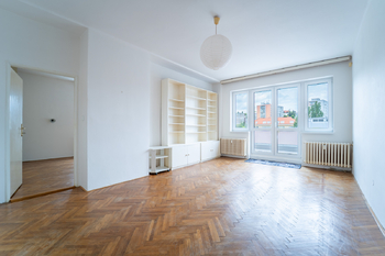 Pronájem bytu 3+1 v osobním vlastnictví 75 m², Praha 6 - Břevnov