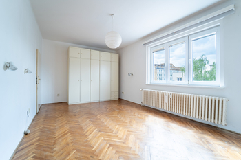 Pronájem bytu 3+1 v osobním vlastnictví 75 m², Praha 6 - Břevnov