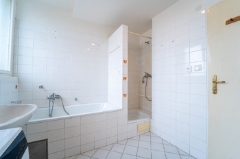 Pronájem bytu 3+1 v osobním vlastnictví 75 m², Praha 6 - Břevnov