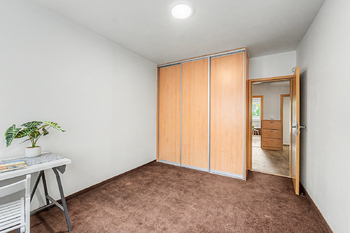 Prodej bytu 3+1 v osobním vlastnictví 80 m², Praha 5 - Stodůlky
