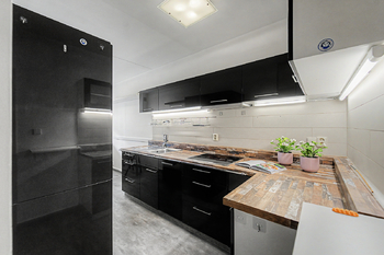 Prodej bytu 3+1 v osobním vlastnictví 80 m², Praha 5 - Stodůlky