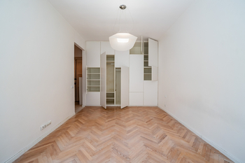 Prodej bytu 3+kk v osobním vlastnictví 78 m², Praha 3 - Žižkov