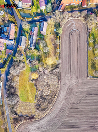 Prodej pozemku 1000 m², Bukovany