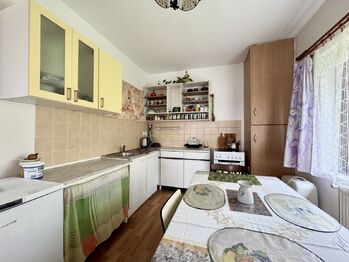 Výminek - kuchyňský kout - Prodej domu 313 m², Dolní Újezd