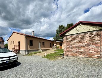 Pohled dům - Prodej domu 313 m², Dolní Újezd