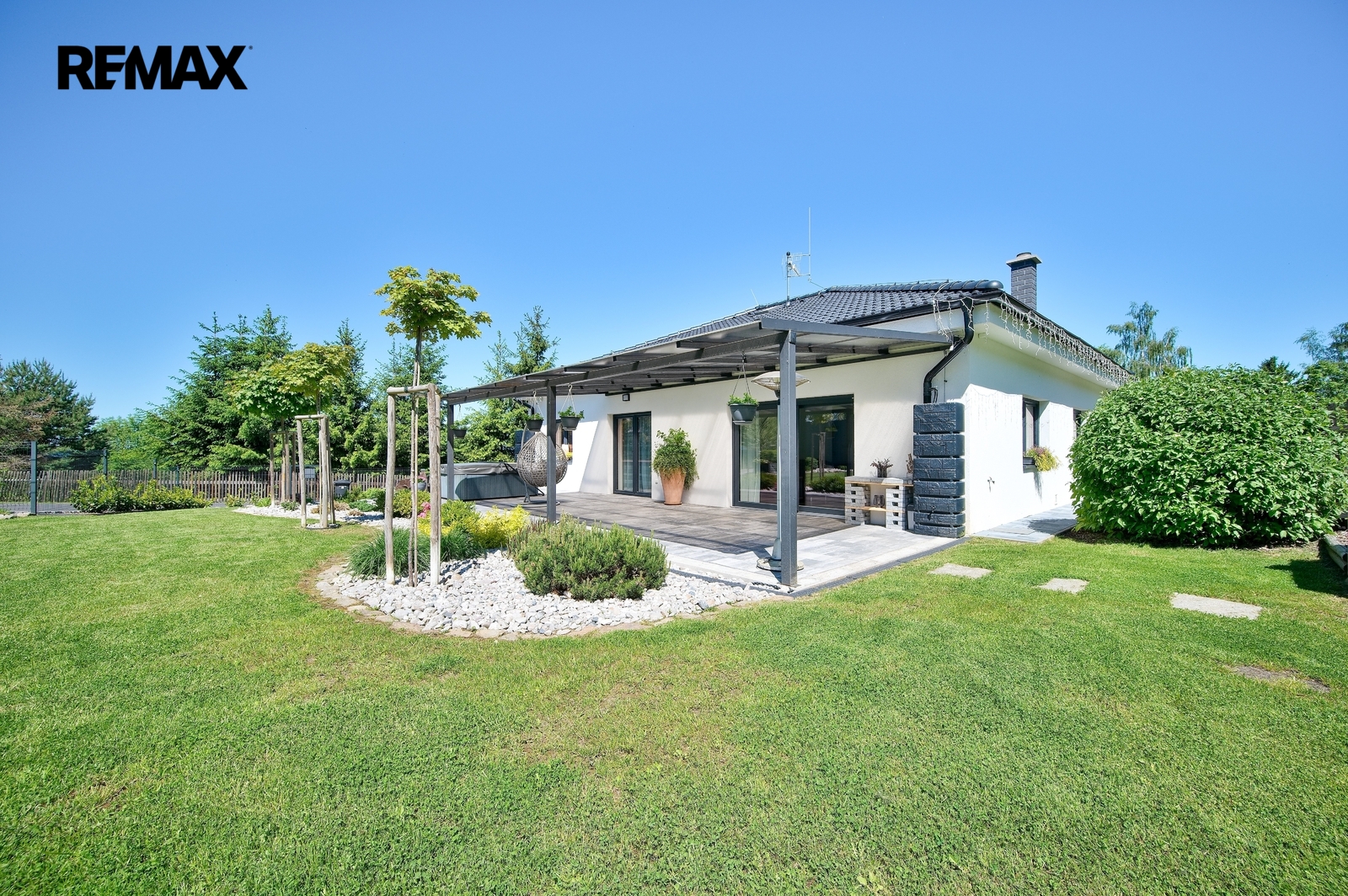 Prodej domu 107 m², Stružná – fotografie 2