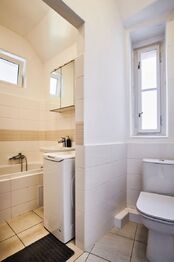 Pronájem bytu 2+1 v osobním vlastnictví 69 m², Praha 6 - Bubeneč