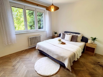 Prodej bytu 3+1 v osobním vlastnictví 60 m², Praha 10 - Vinohrady