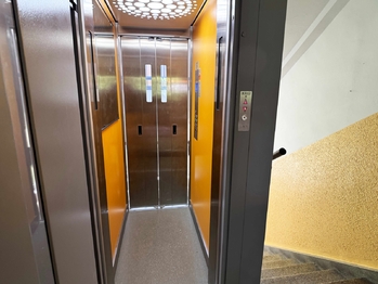 Prodej bytu 3+1 v osobním vlastnictví 60 m², Praha 10 - Vinohrady