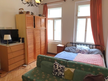 Pronájem bytu 2+1 v osobním vlastnictví 70 m², Praha 2 - Vyšehrad