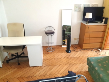 Pronájem bytu 2+1 v osobním vlastnictví 70 m², Praha 2 - Vyšehrad