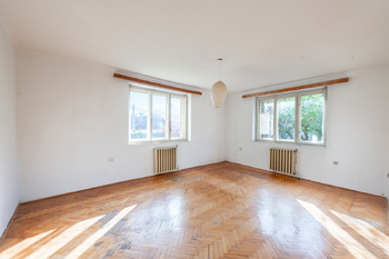 Obývací pokoj 1NP c - Prodej domu 150 m², Voznice
