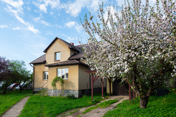 Pohled k domu - Prodej domu 150 m², Voznice