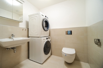 Prodej bytu 4+kk v osobním vlastnictví 93 m², Praha 3 - Strašnice
