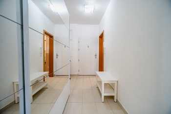 Prodej bytu 4+kk v osobním vlastnictví 93 m², Praha 3 - Strašnice