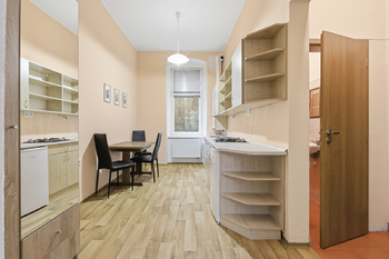 Prodej bytu 1+1 v osobním vlastnictví 34 m², Karlovy Vary