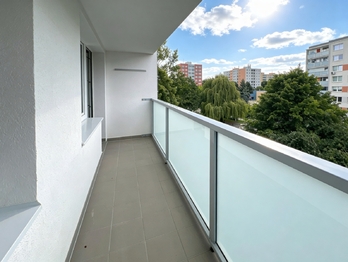Prodej bytu 3+1 v osobním vlastnictví 70 m², Praha 5 - Stodůlky