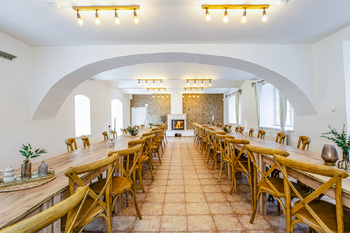 Prodej ubytovacího zařízení 804 m², Předslavice