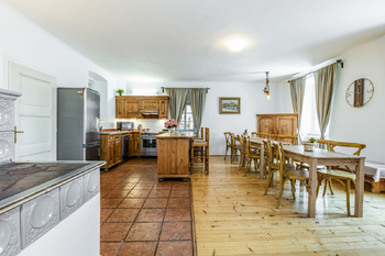 Prodej ubytovacího zařízení 804 m², Předslavice