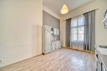kuchyň s jídelnou - Prodej bytu 3+1 v osobním vlastnictví 115 m², Praha 5 - Smíchov