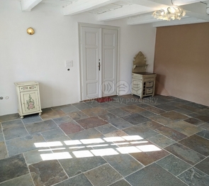obchodní prostor - Prodej nájemního domu 485 m², Kojetín
