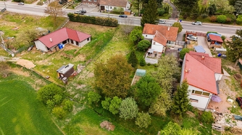 Prodej pozemku 699 m², Lažany