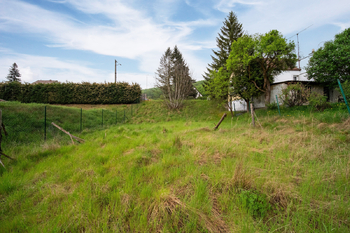 Prodej pozemku 699 m², Lažany