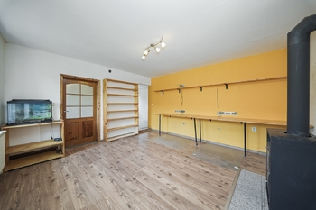 Prodej domu 60 m², Rozhraní