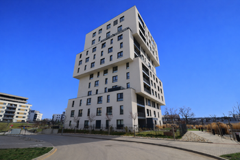 Bytový dům - Pronájem bytu 2+kk v osobním vlastnictví 57 m², Praha 9 - Vysočany 