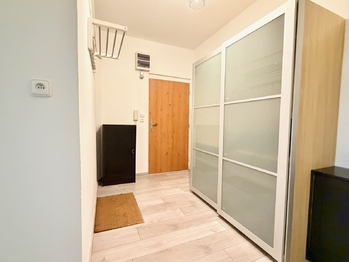 Pronájem bytu 2+kk v osobním vlastnictví 46 m², Praha 4 - Nusle