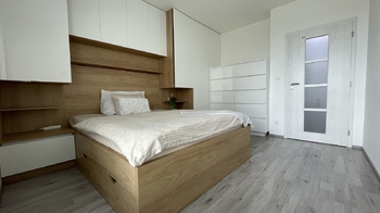 Prodej bytu 3+kk v osobním vlastnictví 76 m², Roztoky