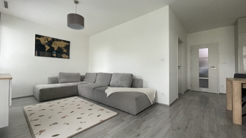 Prodej bytu 3+kk v osobním vlastnictví 76 m², Roztoky