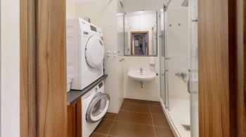 koupelna - Prodej bytu 2+kk v osobním vlastnictví 90 m², Praha 4 - Modřany