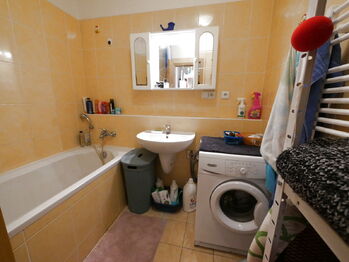 Pronájem bytu 2+kk v osobním vlastnictví 52 m², Praha 4 - Kunratice