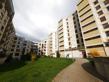 Pronájem bytu 2+kk v osobním vlastnictví 52 m², Praha 4 - Kunratice