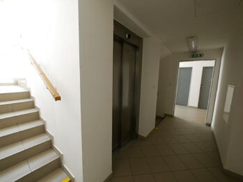 Pronájem bytu 2+kk v osobním vlastnictví 52 m², Praha 4 - Kunratice