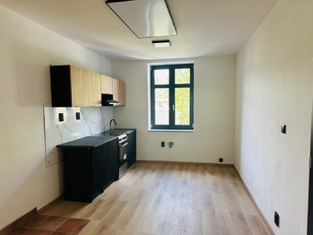 Pronájem bytu 1+1 v osobním vlastnictví 44 m², Jilemnice
