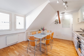 Prodej bytu 2+kk v osobním vlastnictví 73 m², Praha 5 - Smíchov