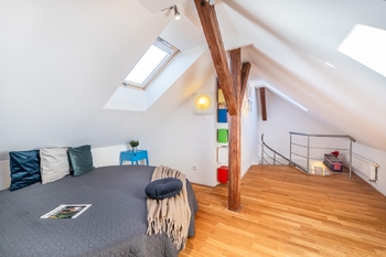 Prodej bytu 2+kk v osobním vlastnictví 73 m², Praha 5 - Smíchov
