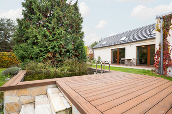 Prodej domu 220 m², Praha 9 - Kyje