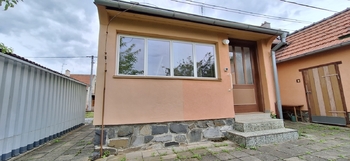 Pohled na dům ze zahrady  - Prodej domu 66 m², Vyškov