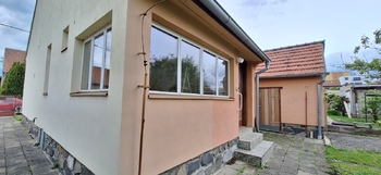 Pohled na dům ze zahrady  - Prodej domu 66 m², Vyškov