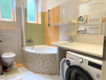Prodej bytu 2+1 v osobním vlastnictví 67 m², Karlovy Vary