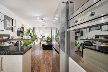 Prodej bytu 2+kk v osobním vlastnictví 58 m², Praha 10 - Horní Měcholupy
