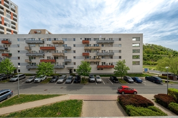 Prodej bytu 2+kk v osobním vlastnictví 58 m², Praha 10 - Horní Měcholupy