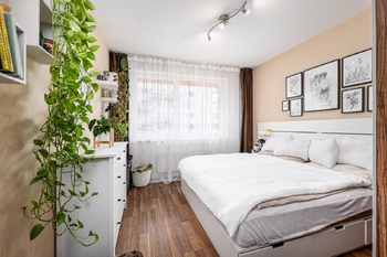 Prodej bytu 2+kk v osobním vlastnictví 58 m², Praha 10 - Horní Měcholupy
