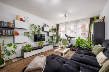 Prodej bytu 2+kk v osobním vlastnictví 58 m², Praha 10 - Horní Měcholupy